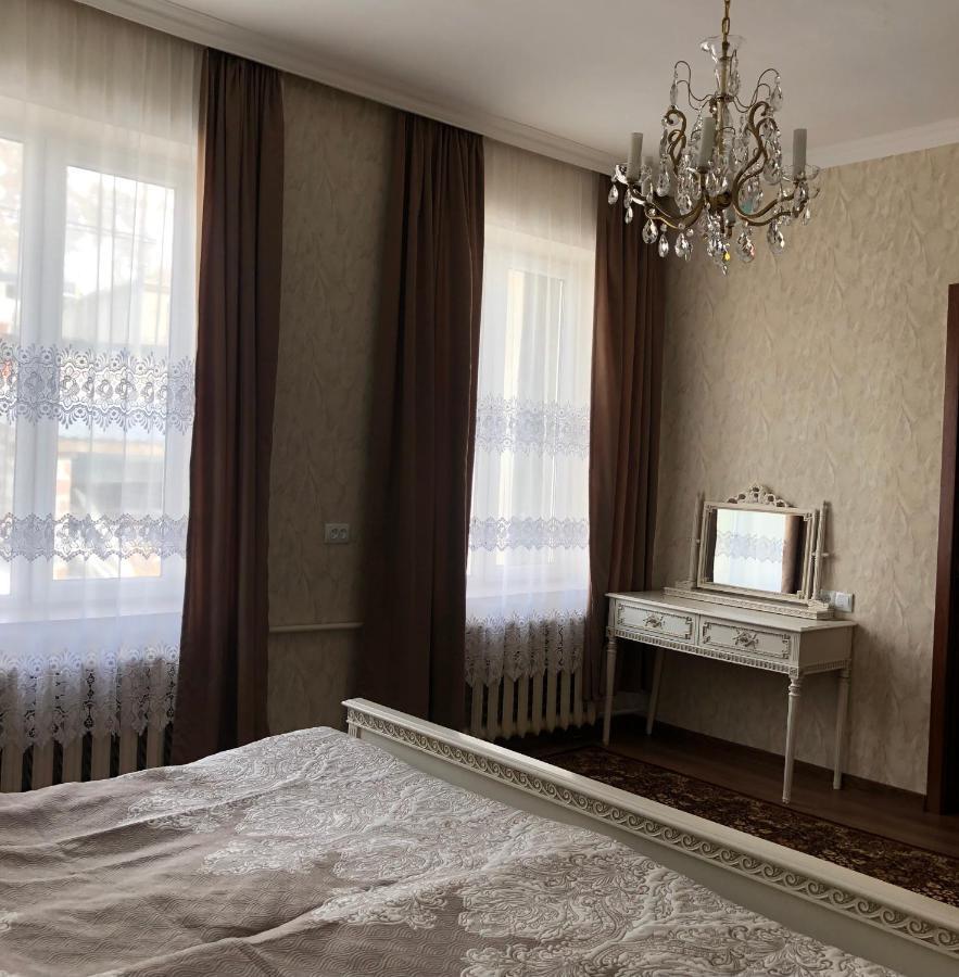 Lia Khaikashvili Guest House Kazbegi Ngoại thất bức ảnh